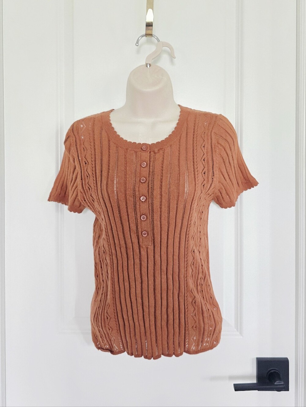NWT American Eagle Outfitters Sweater Short-Sleeve Knit Top Sz Medium